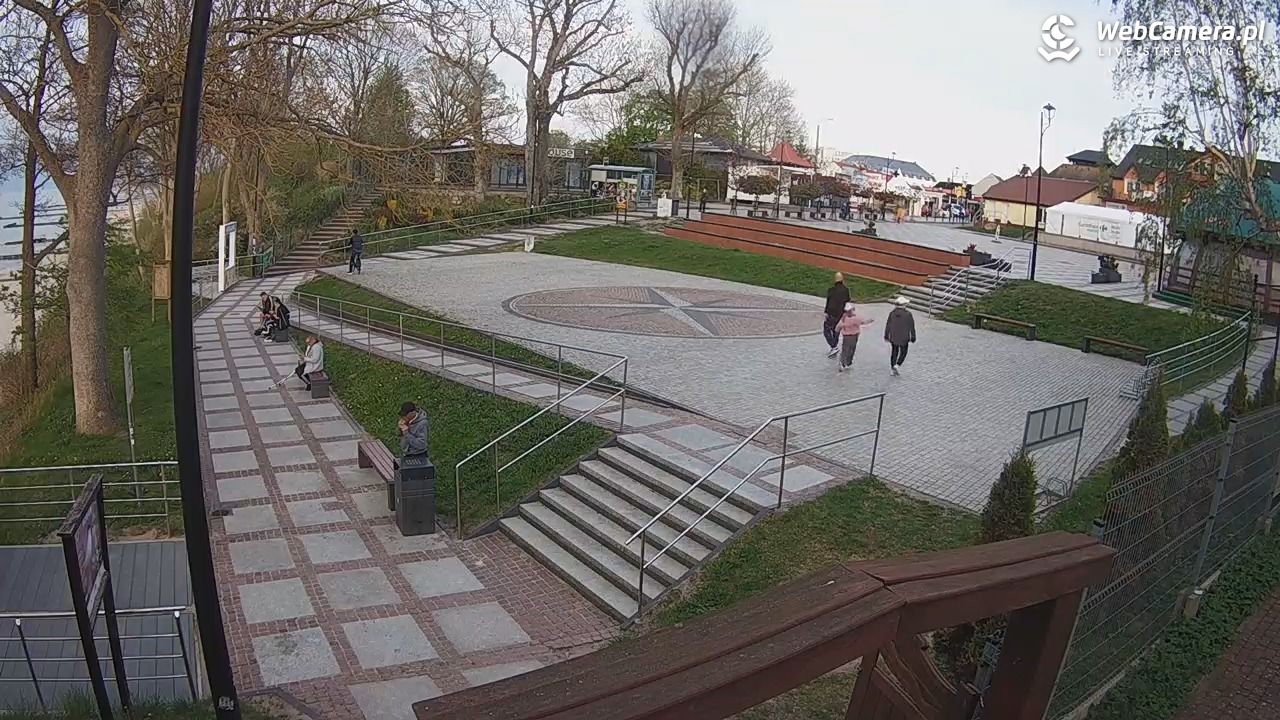 JAROSŁAWIEC - widok na deptak - 11 maj 2026, 19:38