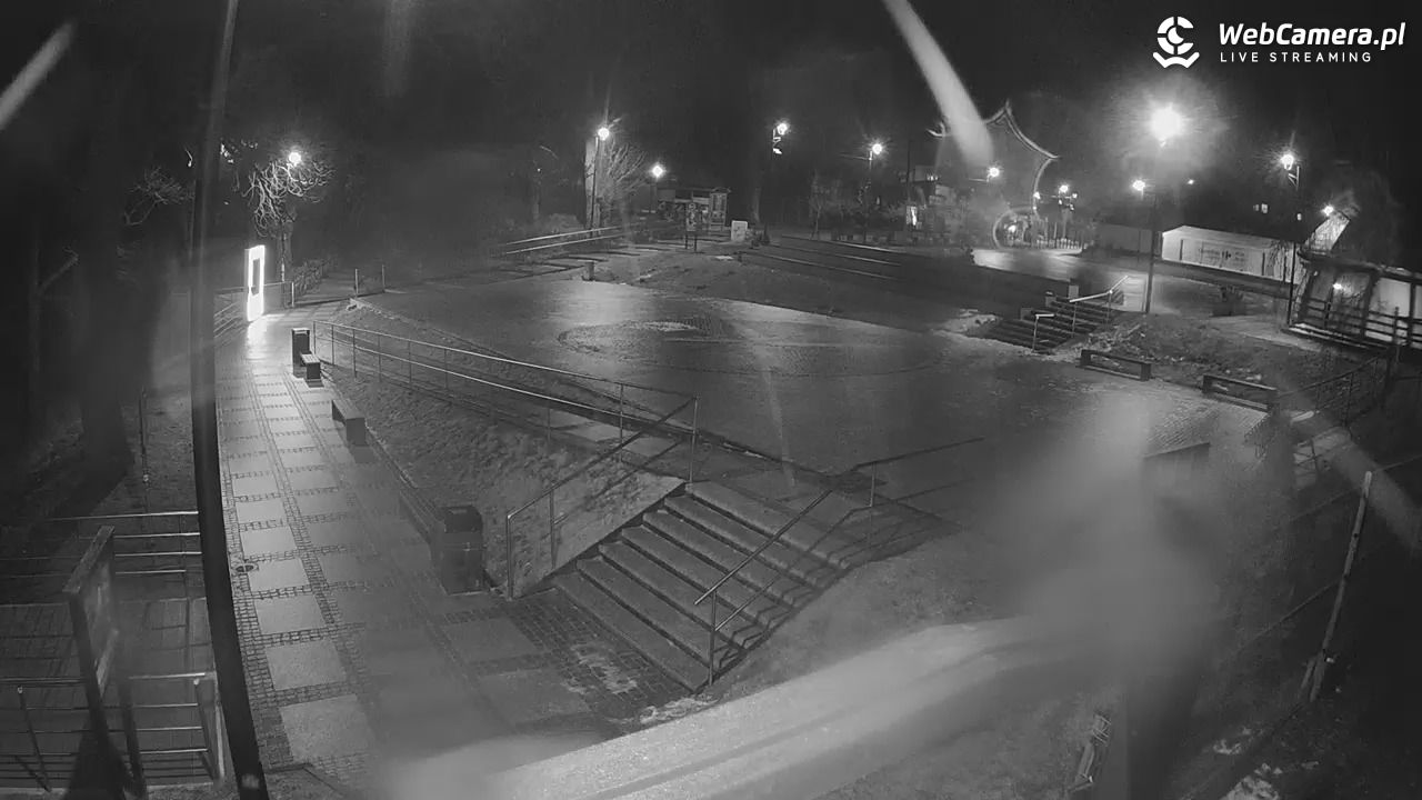 JAROSŁAWIEC - widok na deptak - 05 luty 2026, 18:24