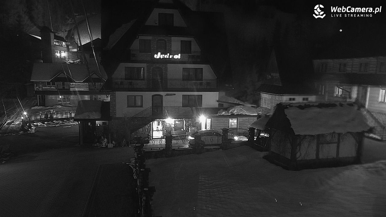 Dom Wczasowy Jędrol - 03 kwiecień 2026, 21:13