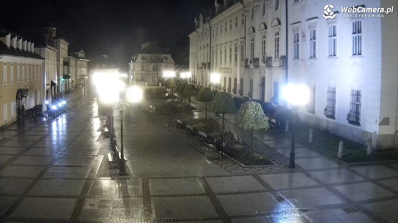 JELENIA GÓRA - 28 październik 2025, 22:04