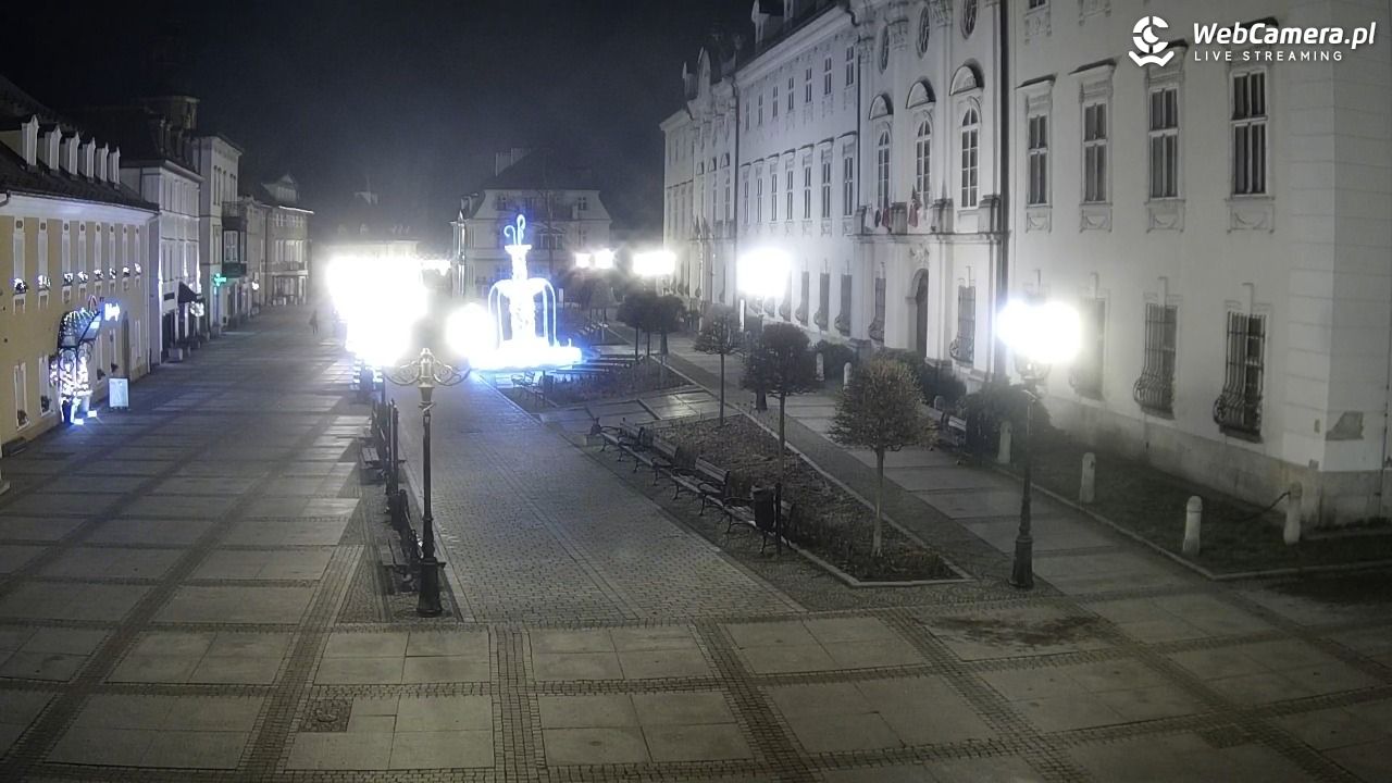 JELENIA GÓRA - 14 grudzień 2025, 21:04