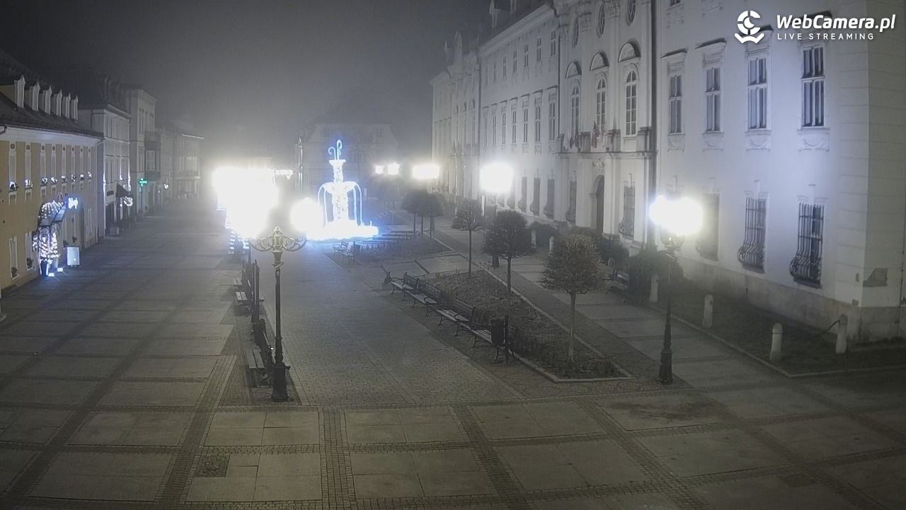 JELENIA GÓRA - 15 grudzień 2025, 22:08