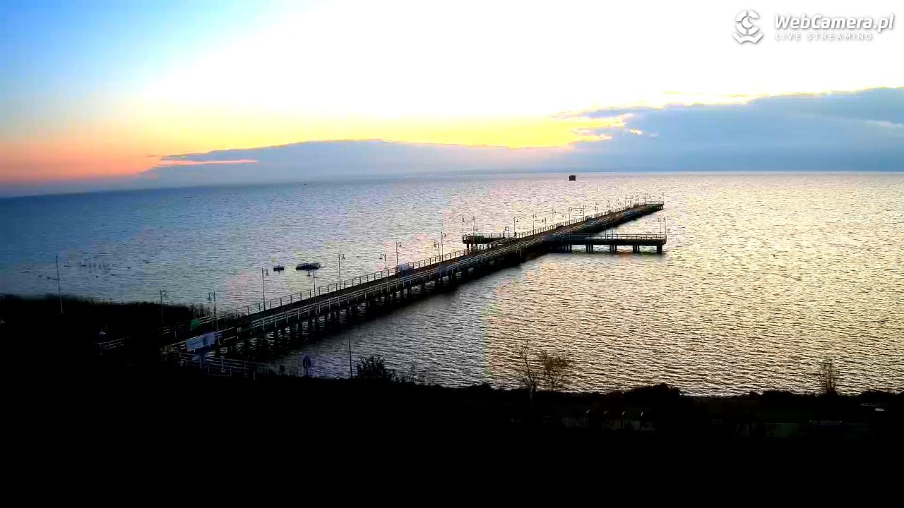 JURATA - widok na Molo - 03 listopad 2025, 16:24