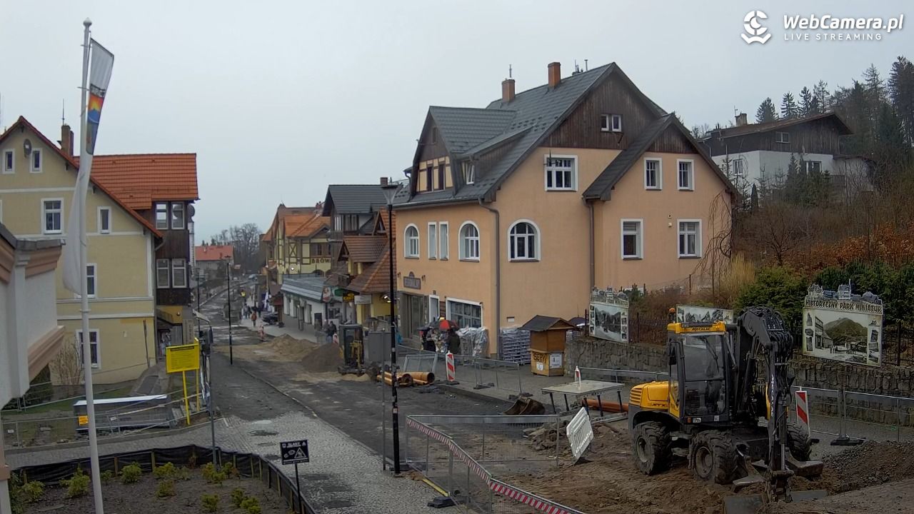 Karpacz - widok na deptak - 29 marzec 2026, 12:09