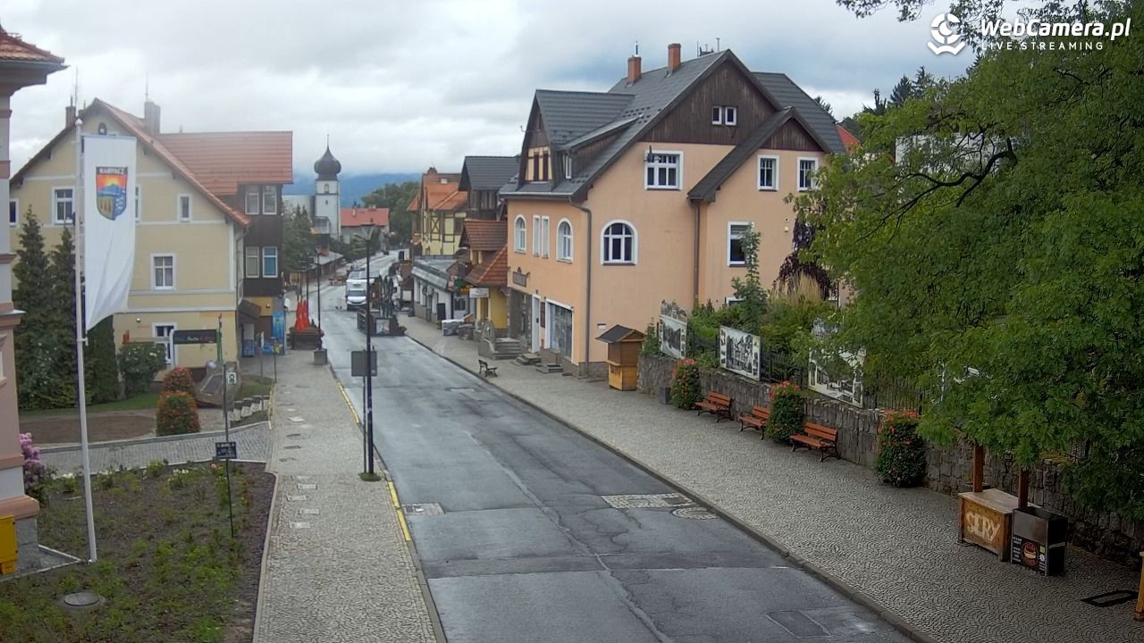 Karpacz - widok na deptak - 11 czerwiec 2025, 06:23