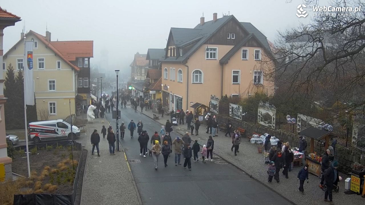 Karpacz - widok na deptak - 07 luty 2026, 15:52