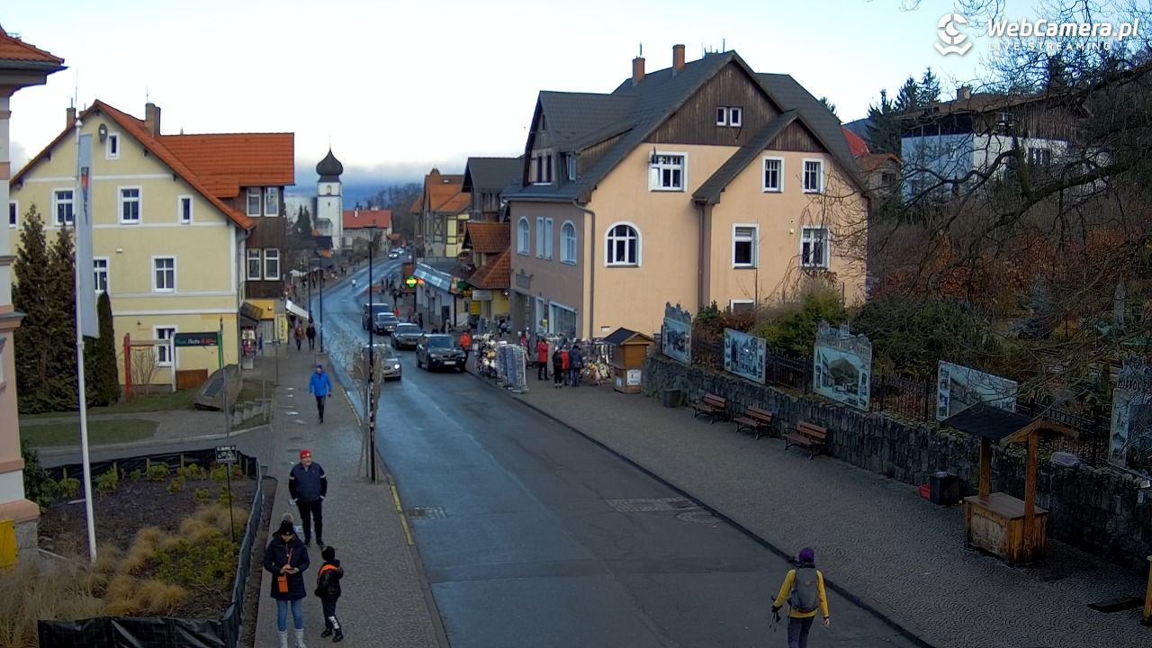 Karpacz - widok na deptak - 22 grudzień 2025, 14:41