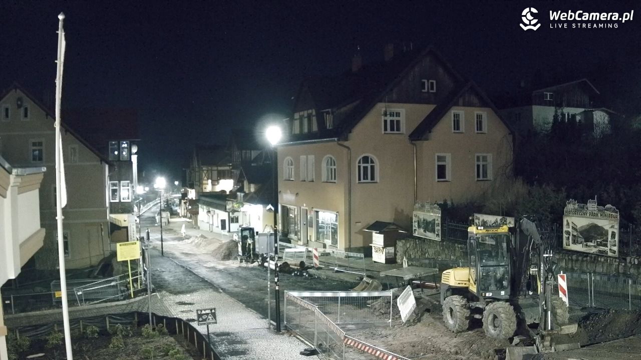 Karpacz - widok na deptak - 29 marzec 2026, 23:43