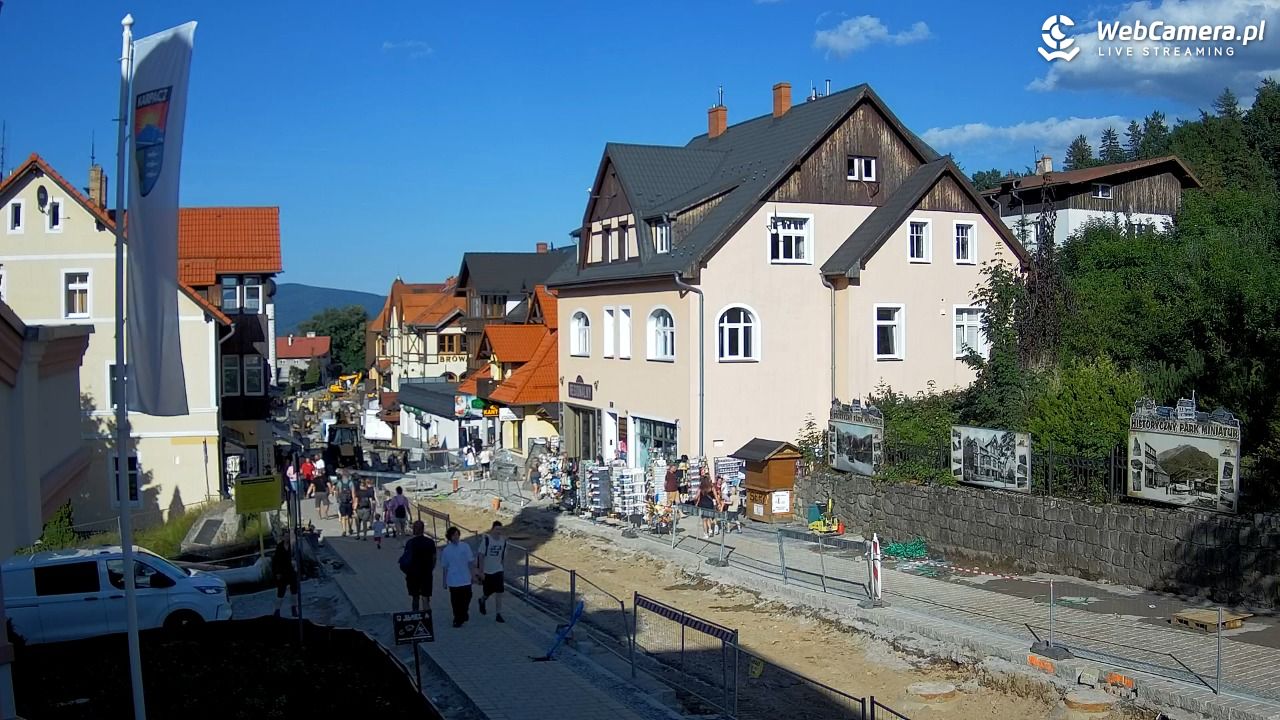 Karpacz - widok na deptak - 02 lipiec 2026, 18:04