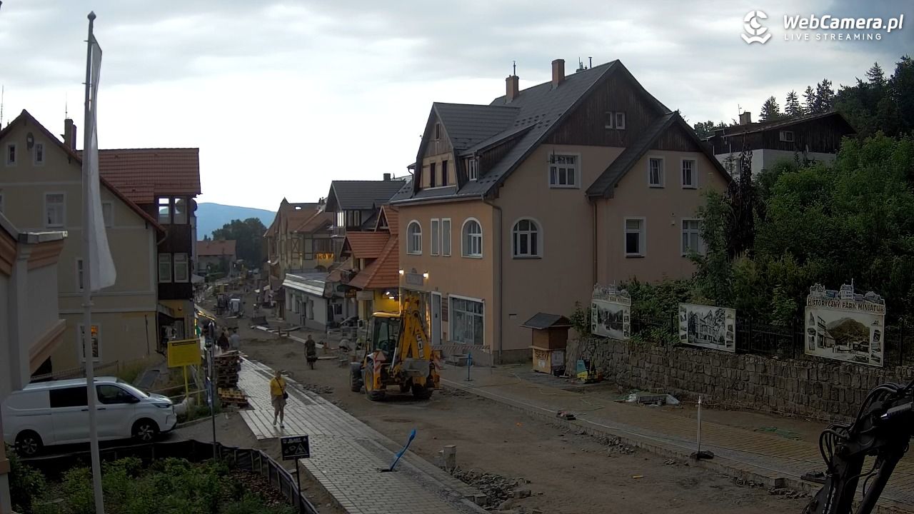 Karpacz - widok na deptak - 29 czerwiec 2026, 18:49