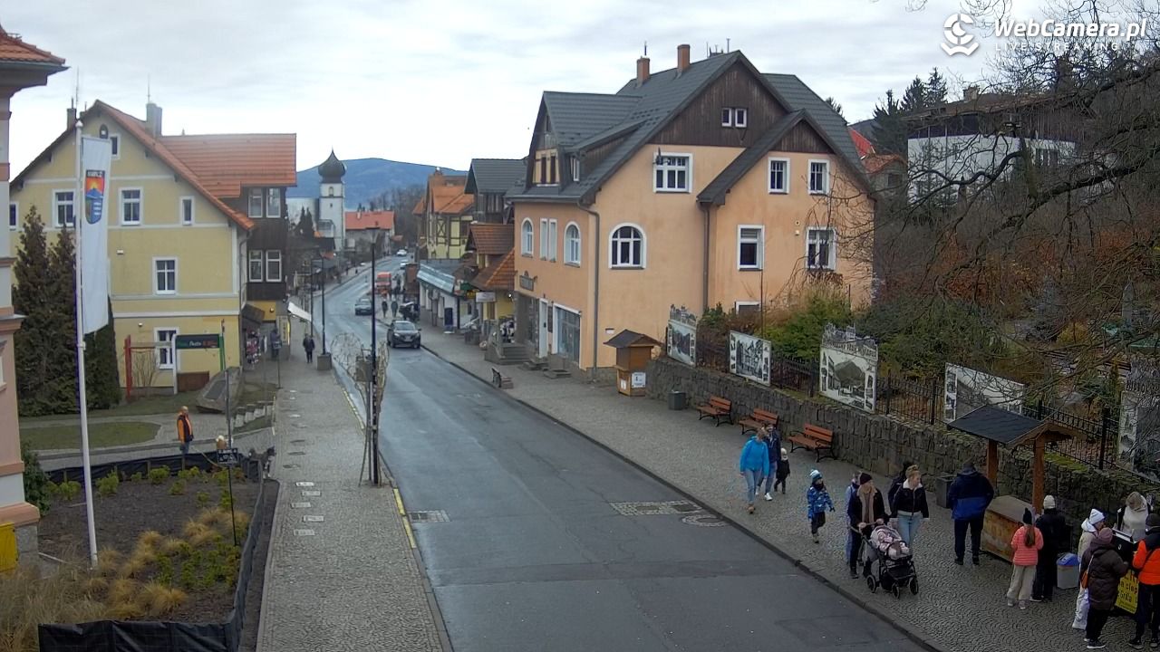 Karpacz - widok na deptak - 21 grudzień 2025, 10:36