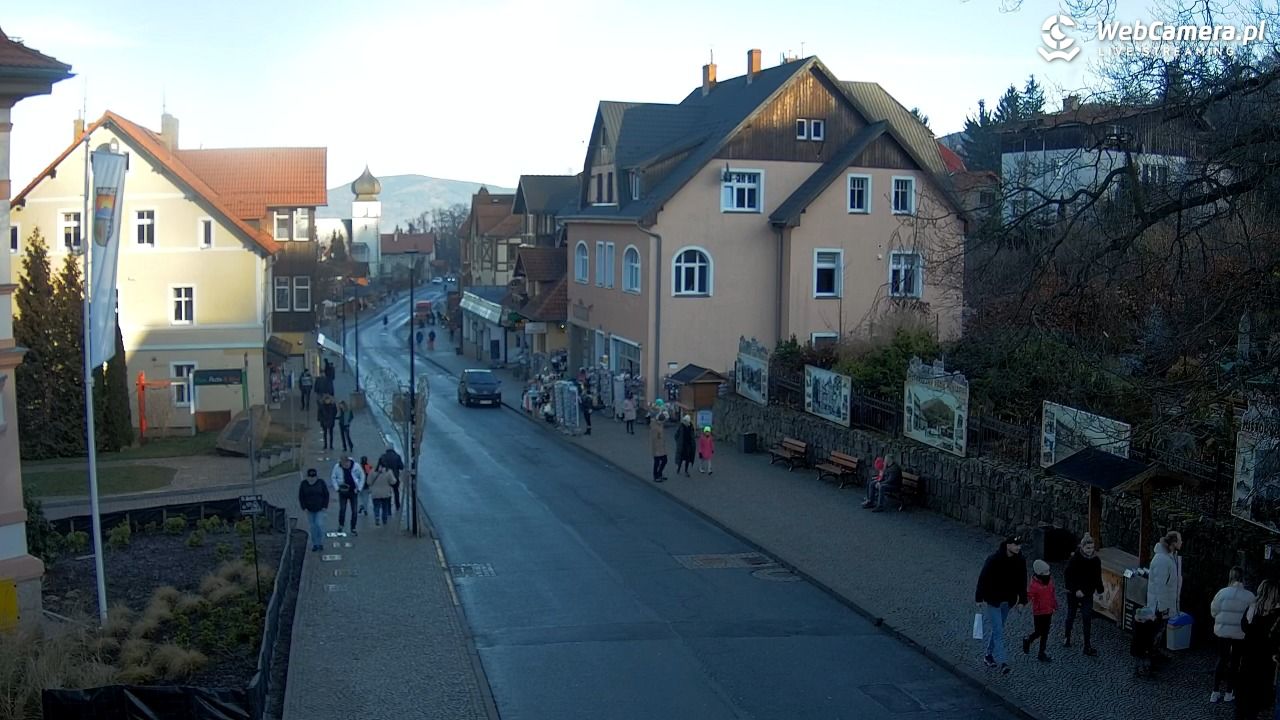 Karpacz - widok na deptak - 21 grudzień 2025, 13:43