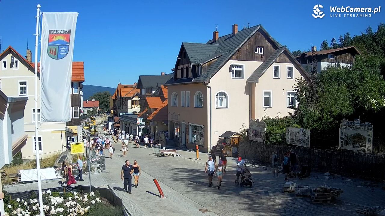 Karpacz - widok na deptak - 15 sierpień 2026, 15:34