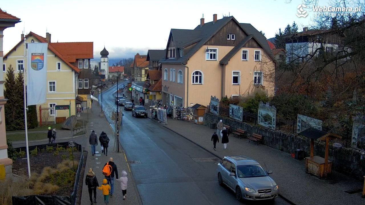 Karpacz - widok na deptak - 22 grudzień 2025, 14:42