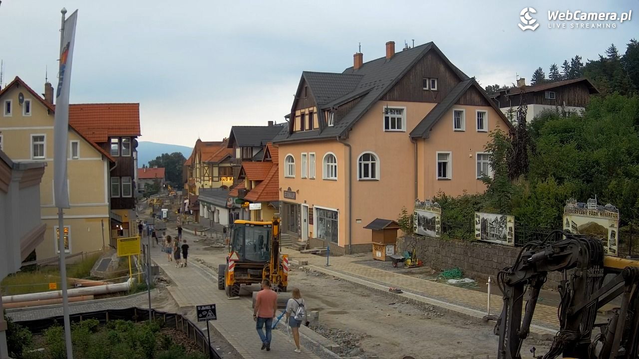 Karpacz - widok na deptak - 30 czerwiec 2026, 20:44