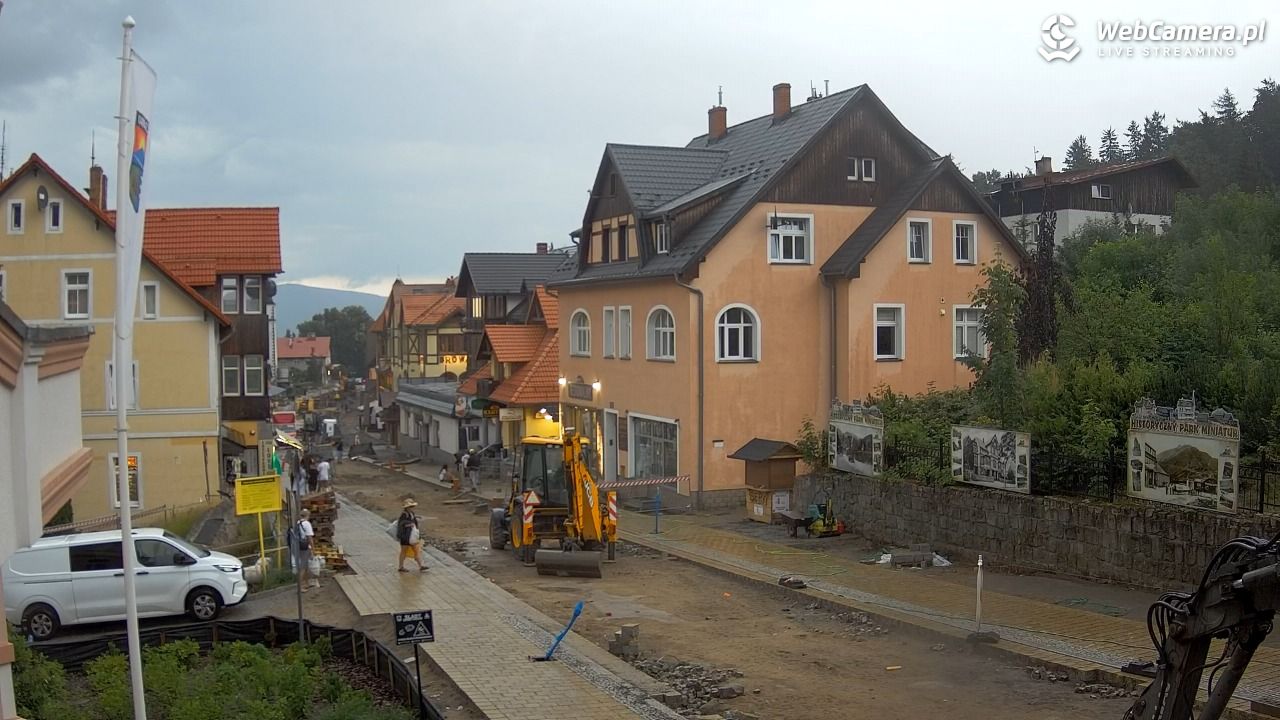 Karpacz - widok na deptak - 29 czerwiec 2026, 19:16