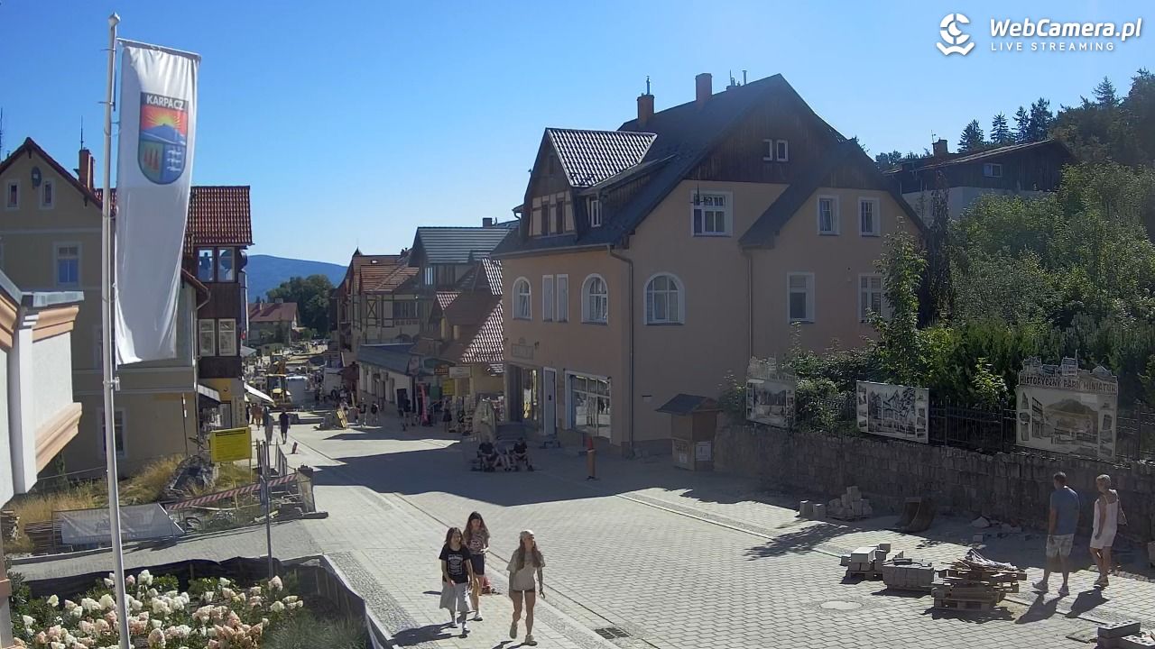 Karpacz - widok na deptak - 15 sierpień 2026, 10:08