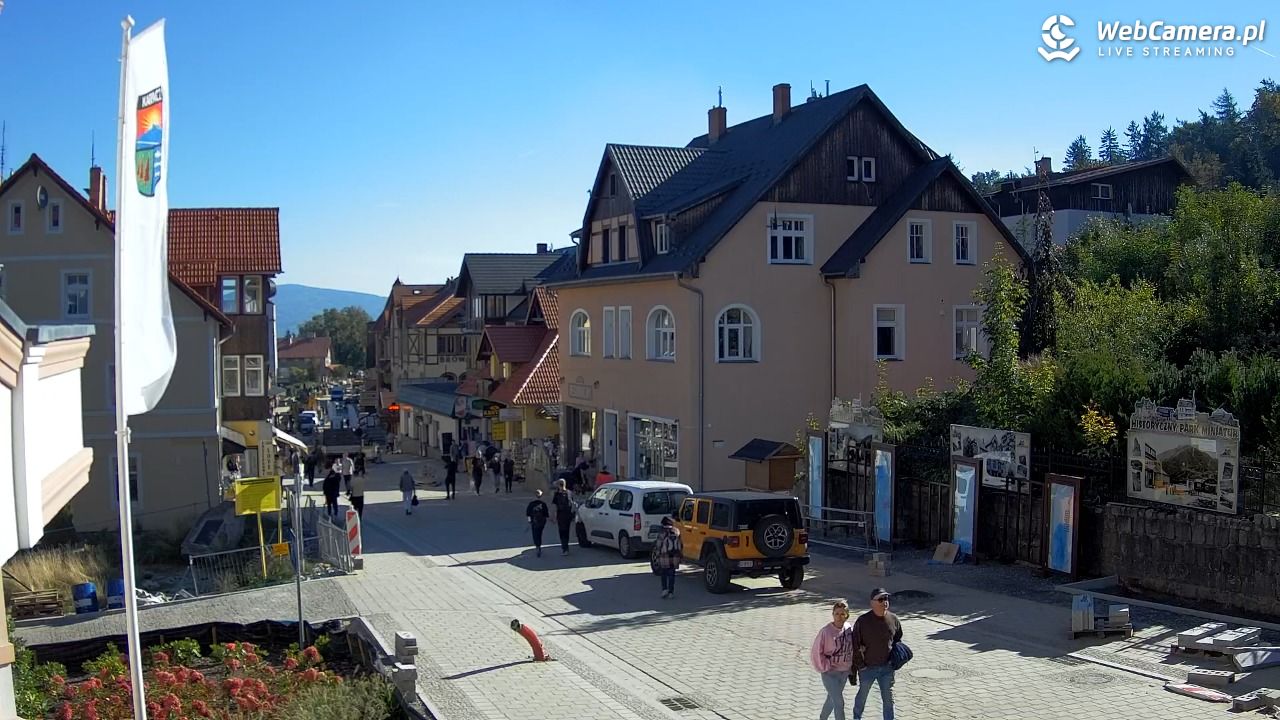 Karpacz - widok na deptak - 28 wresień 2026, 10:31