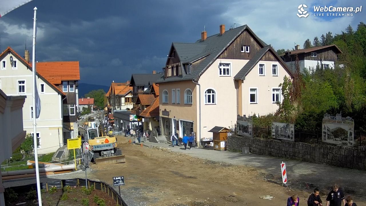 Karpacz - widok na deptak - 13 maj 2026, 16:25