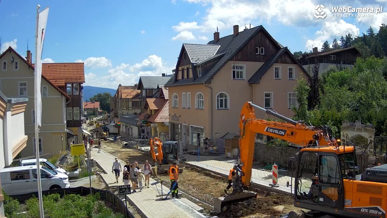 Karpacz - widok na deptak - 02 lipiec 2026, 10:57