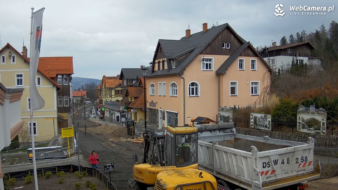 Karpacz - widok na deptak - 30 marzec 2026, 09:11