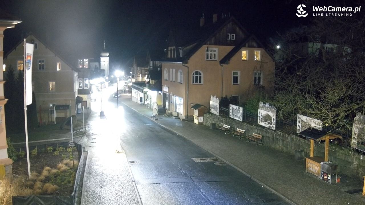 Karpacz - widok na deptak - 21 grudzień 2025, 21:05