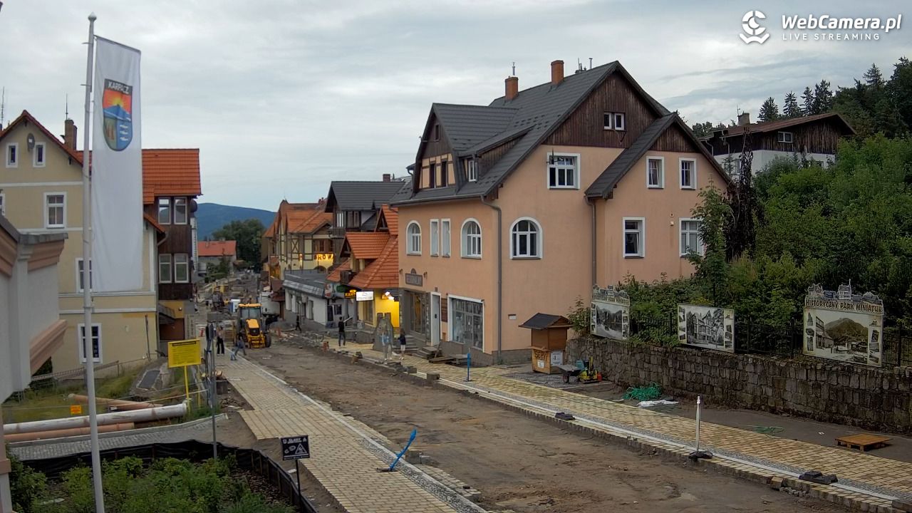 Karpacz - widok na deptak - 01 lipiec 2026, 20:51