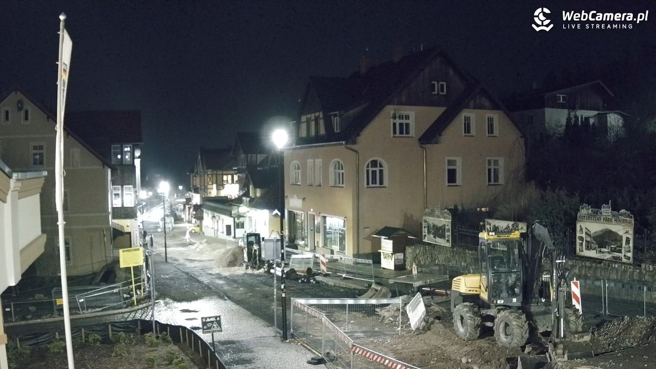 Karpacz - widok na deptak - 28 marzec 2026, 22:30