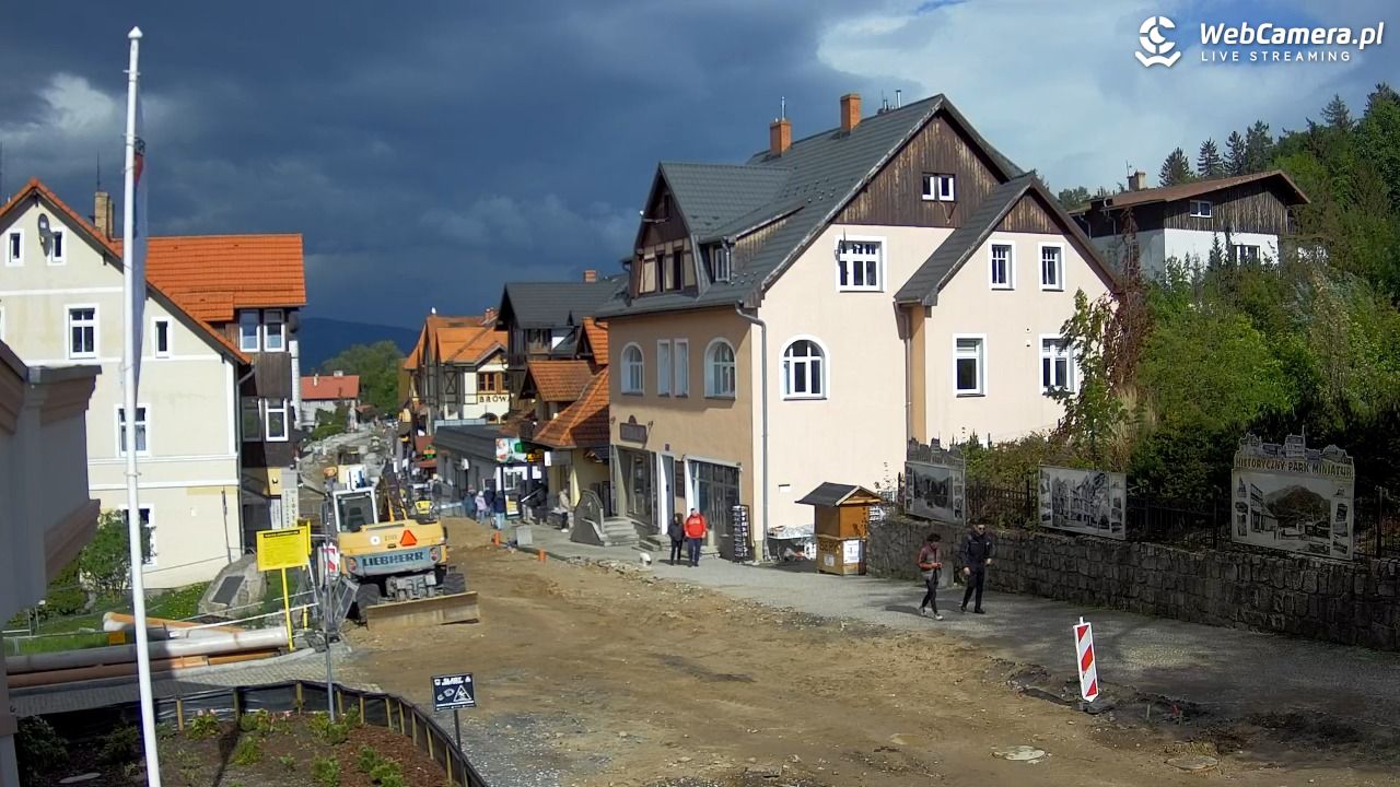 Karpacz - widok na deptak - 13 maj 2026, 16:24