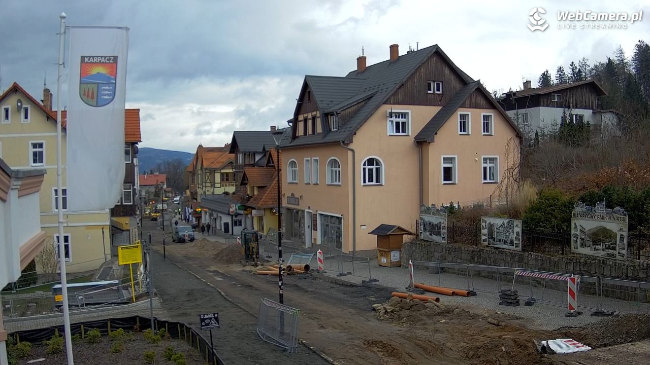 Karpacz - widok na deptak - 30 marzec 2026, 11:37