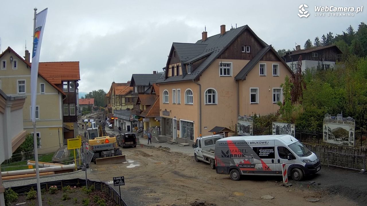 Karpacz - widok na deptak - 15 maj 2026, 09:17