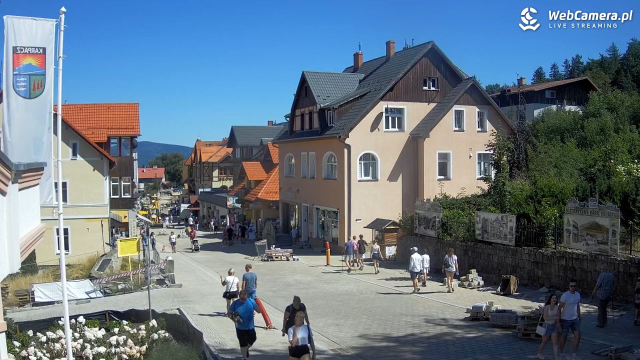 Karpacz - widok na deptak - 15 sierpień 2026, 13:38