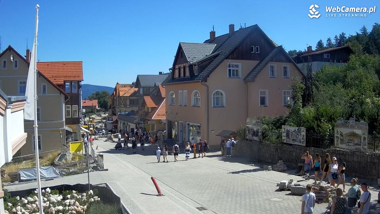 Karpacz - widok na deptak - 15 sierpień 2026, 11:59