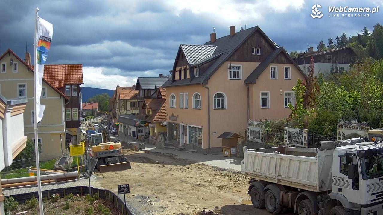 Karpacz - widok na deptak - 14 maj 2026, 10:27
