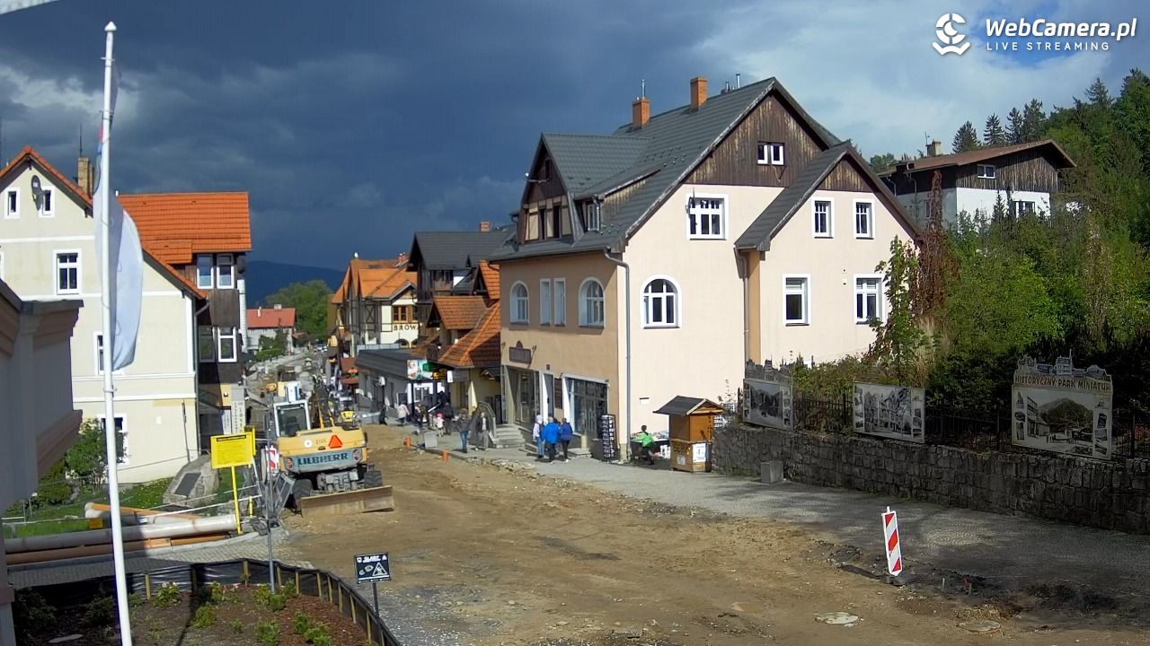 Karpacz - widok na deptak - 13 maj 2026, 16:25