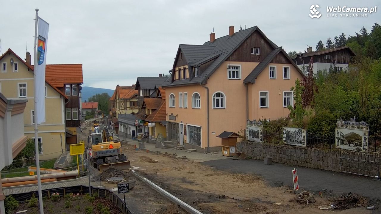 Karpacz - widok na deptak - 16 maj 2026, 06:32