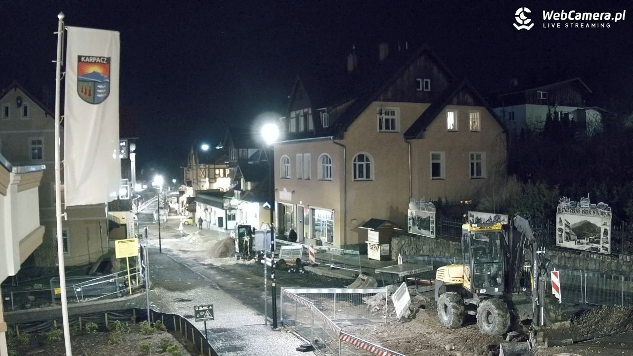 Karpacz - widok na deptak - 28 marzec 2026, 20:59