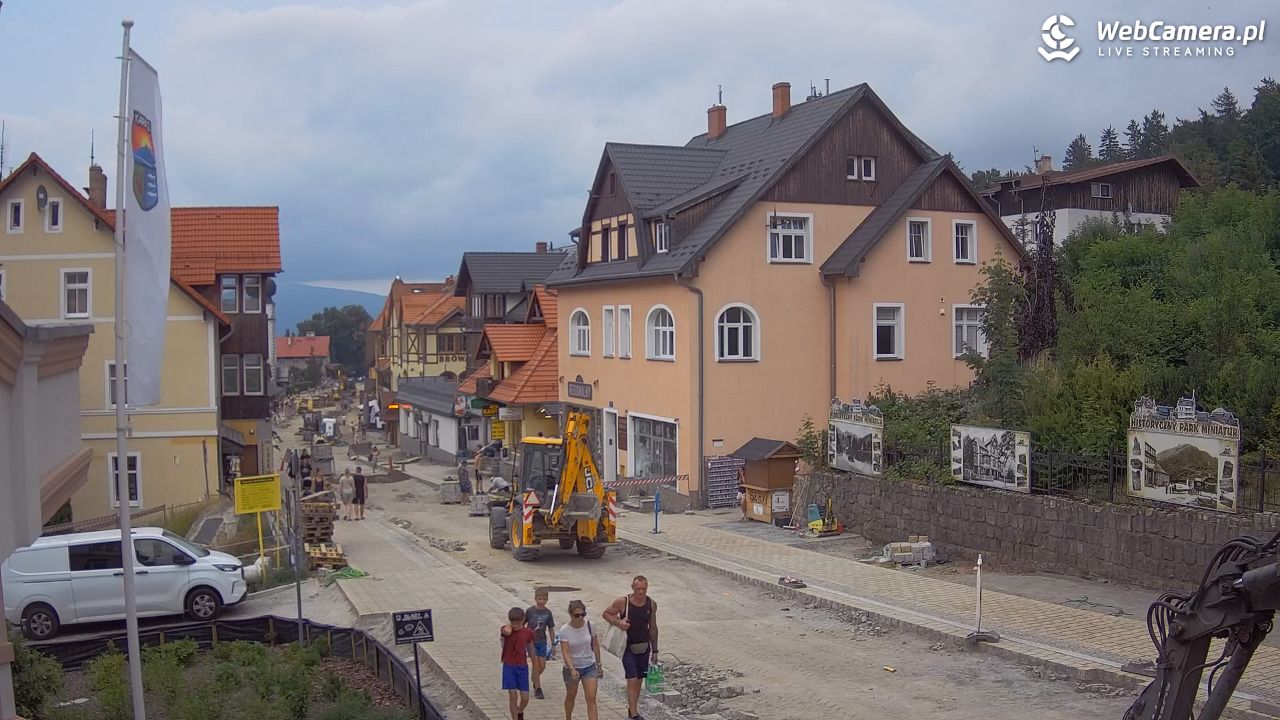 Karpacz - widok na deptak - 29 czerwiec 2026, 15:52