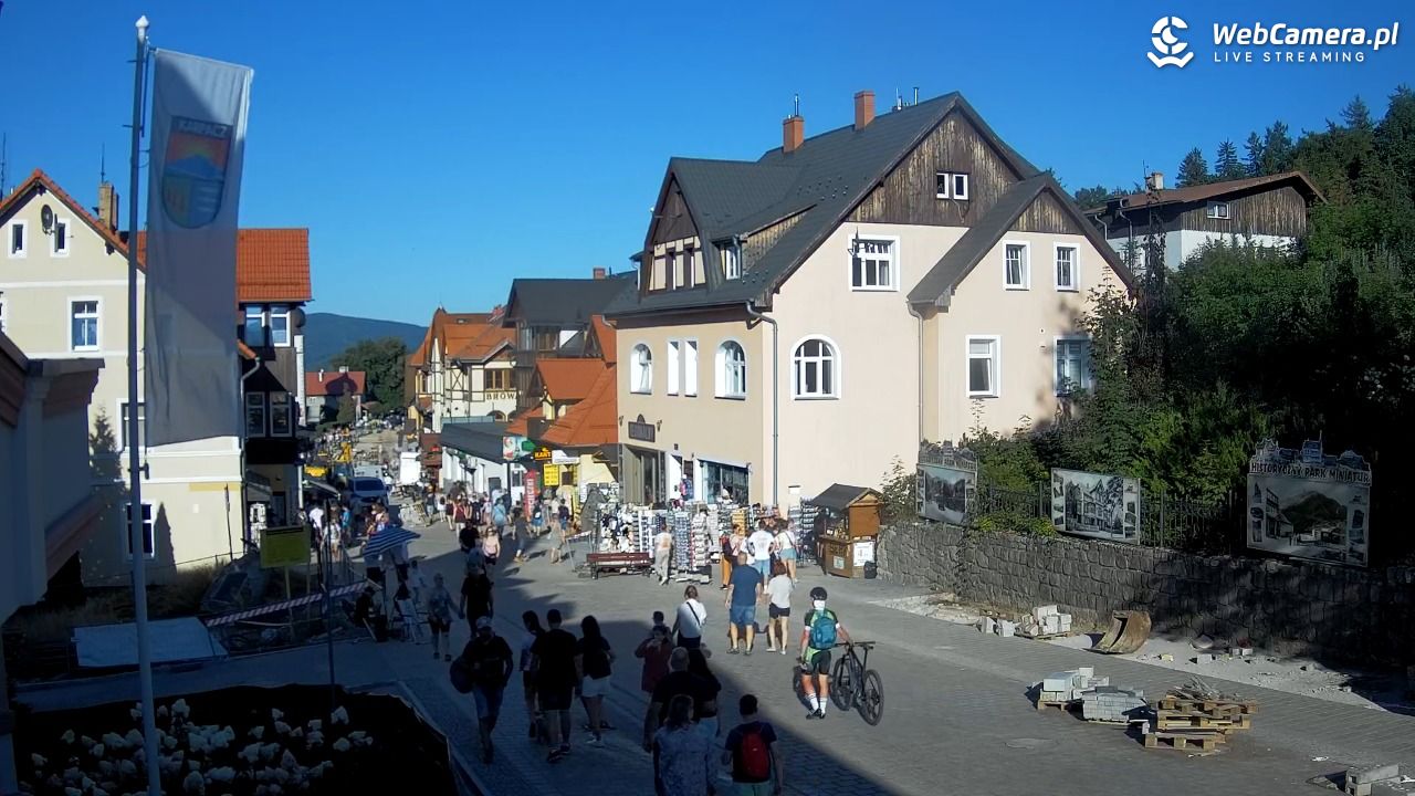 Karpacz - widok na deptak - 14 sierpień 2026, 17:58
