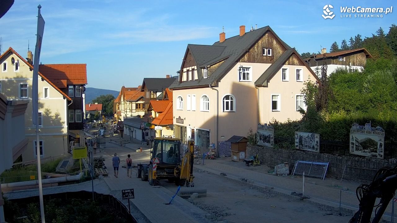 Karpacz - widok na deptak - 28 czerwiec 2026, 19:21