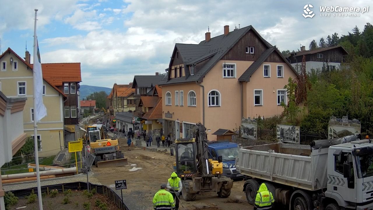 Karpacz - widok na deptak - 13 maj 2026, 11:28