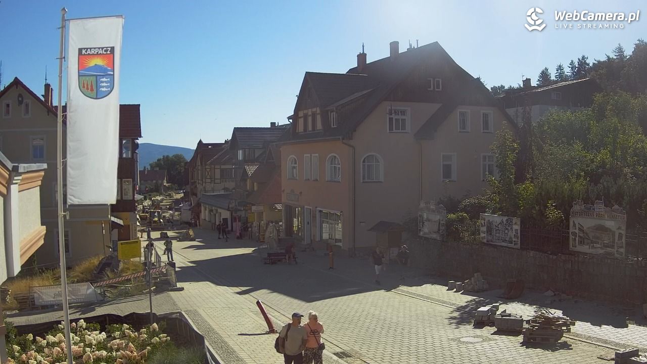 Karpacz - widok na deptak - 15 sierpień 2026, 09:19