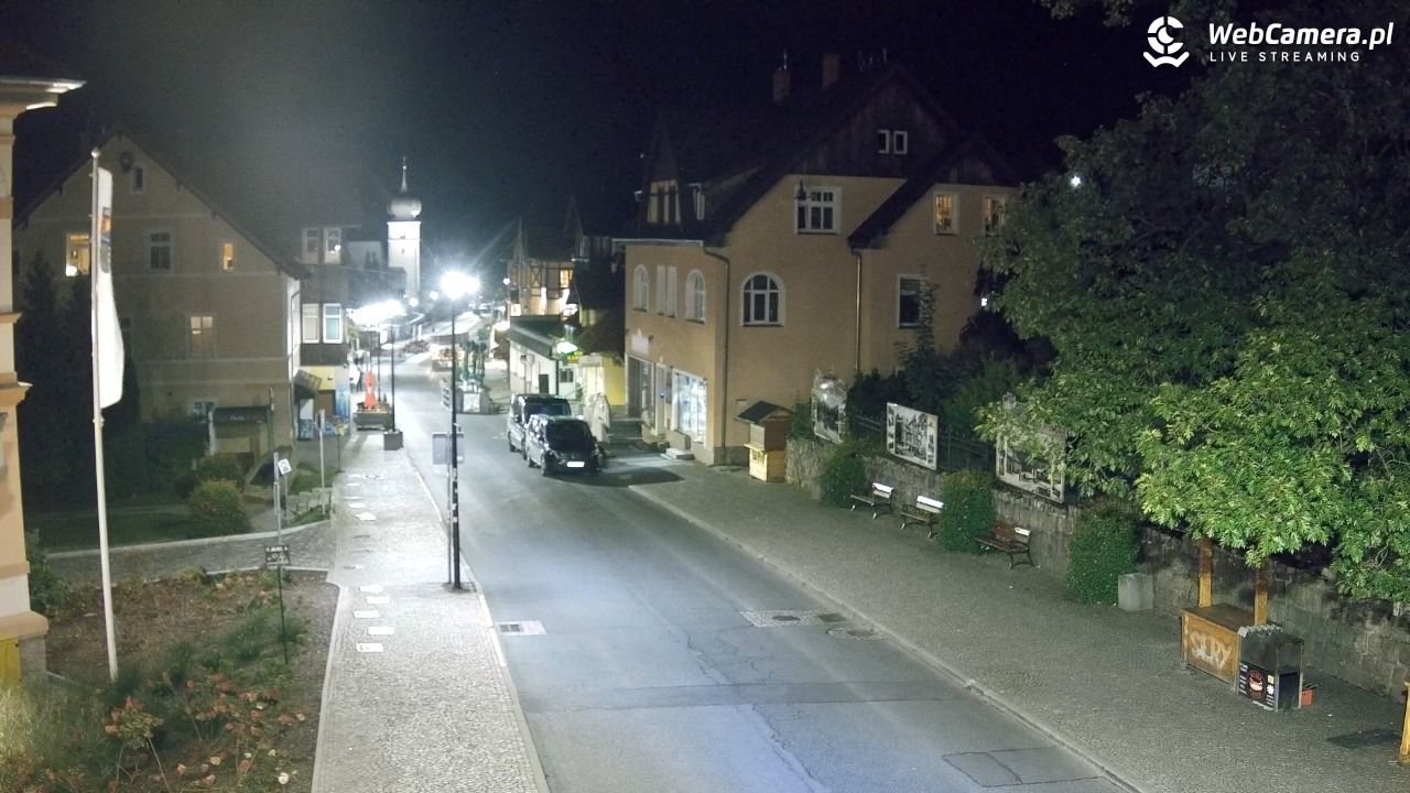 Karpacz - widok na deptak - 17 wresień 2025, 22:04
