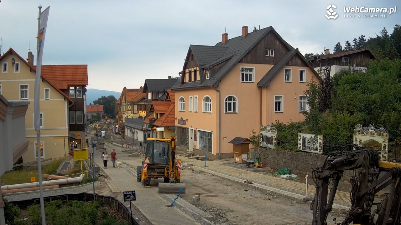 Karpacz - widok na deptak - 30 czerwiec 2026, 20:43