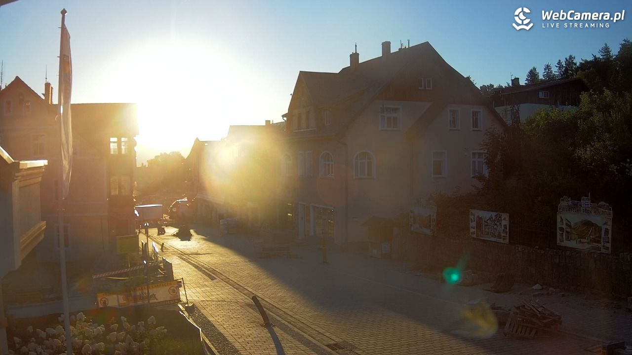 Karpacz - widok na deptak - 14 sierpień 2026, 06:18