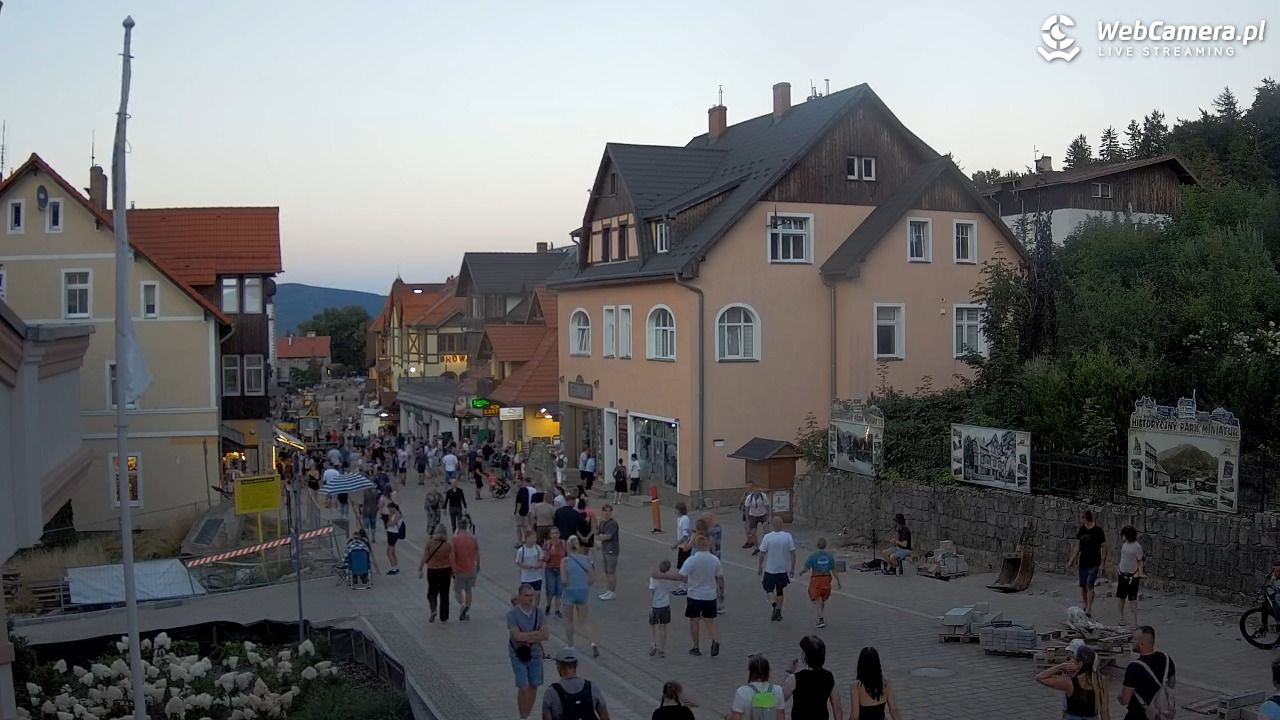 Karpacz - widok na deptak - 15 sierpień 2026, 20:15