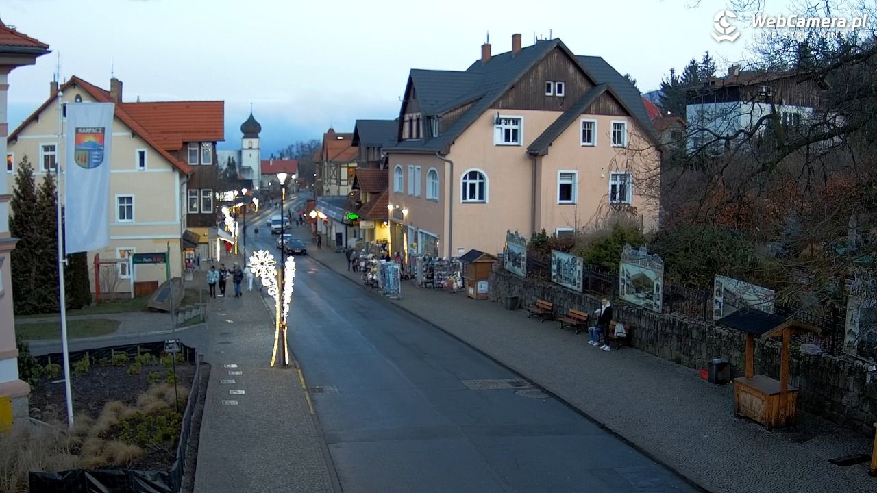 Karpacz - widok na deptak - 22 grudzień 2025, 16:00