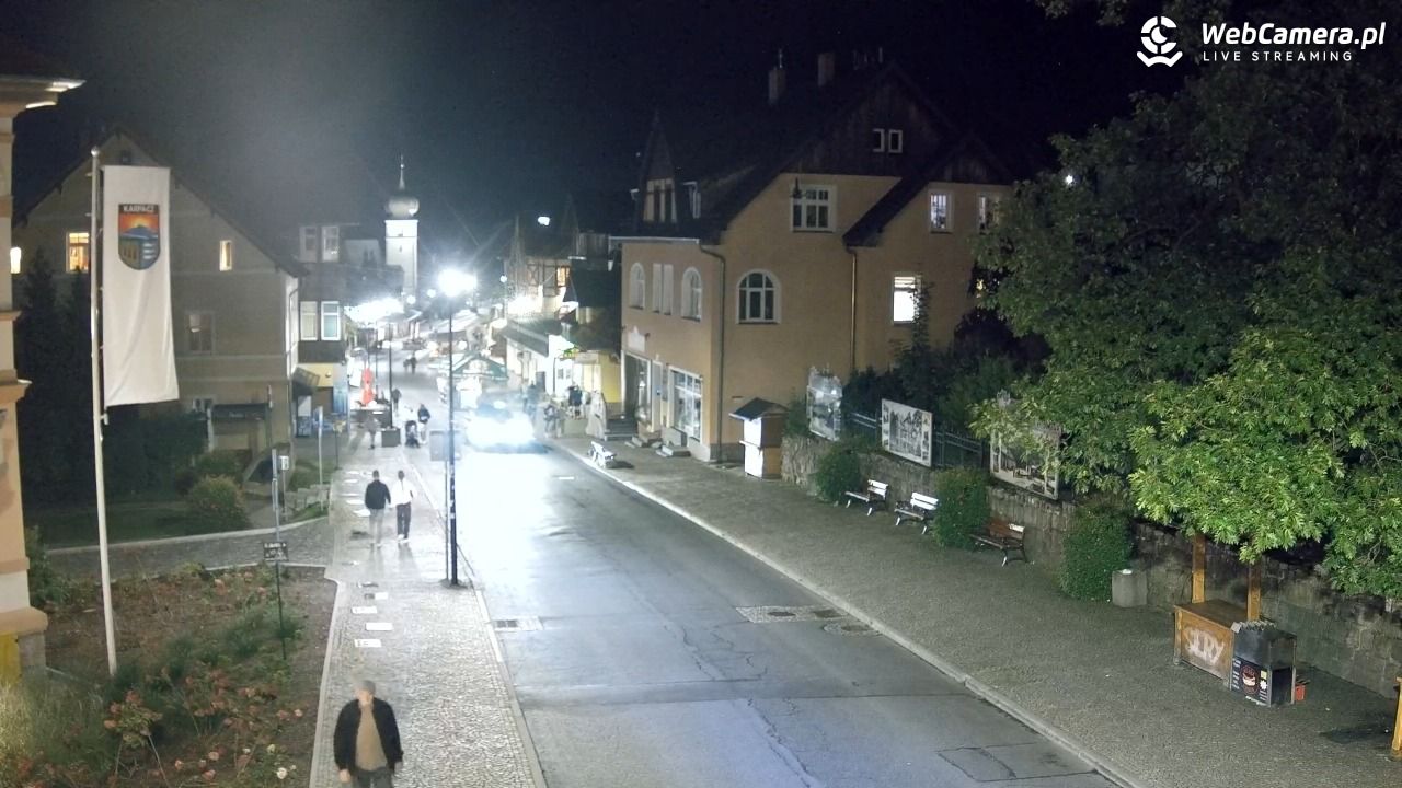 Karpacz - widok na deptak - 18 wresień 2025, 20:47