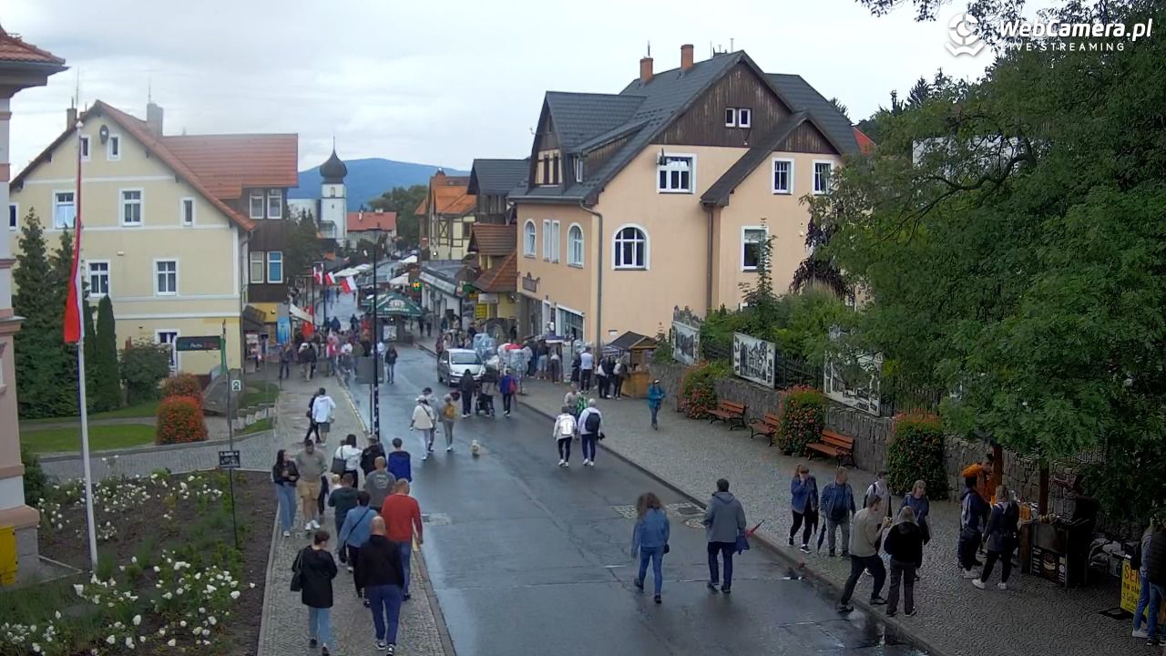 Karpacz - widok na deptak - 01 sierpień 2025, 14:24