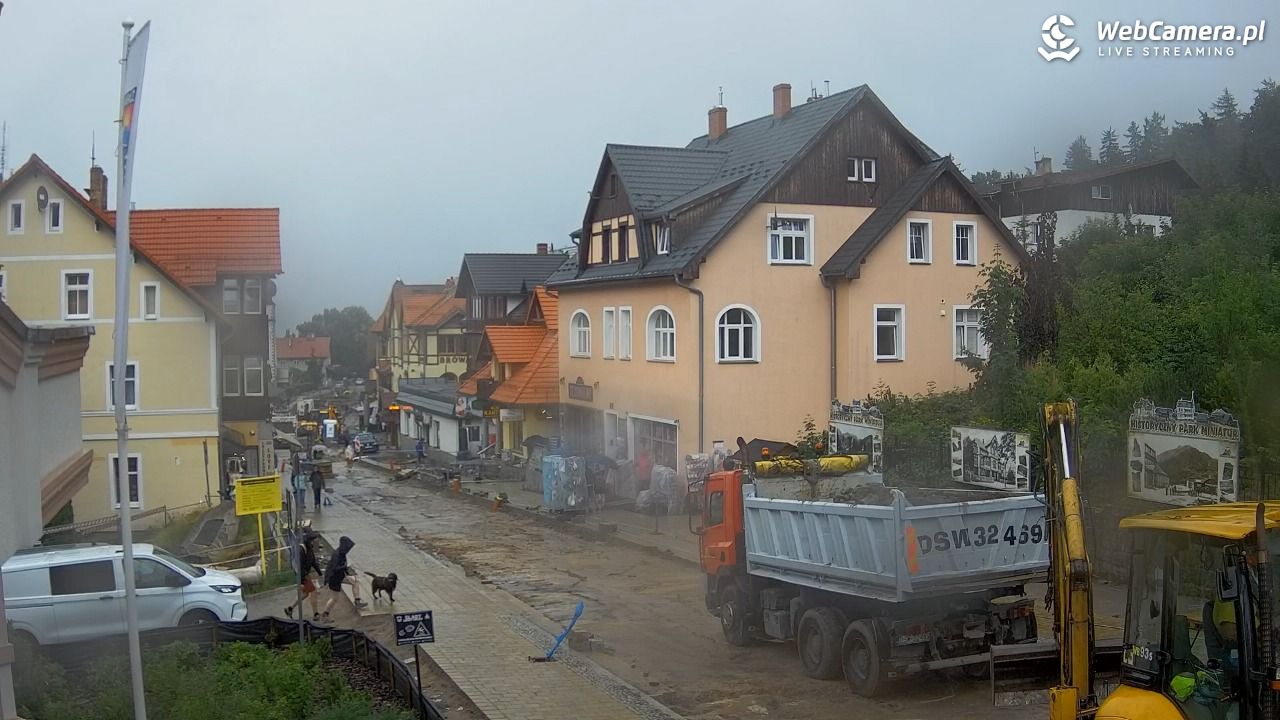 Karpacz - widok na deptak - 01 lipiec 2026, 13:07